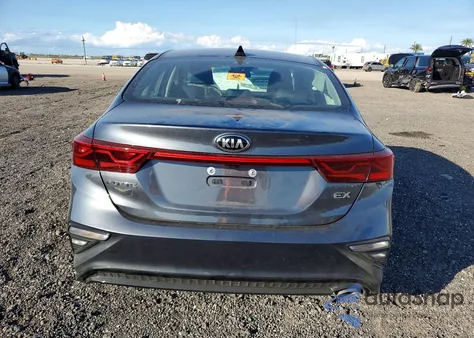 2020 Kia Forte Ex z USA, uszkodzony, nr VIN 3KPF54AD5LE222646